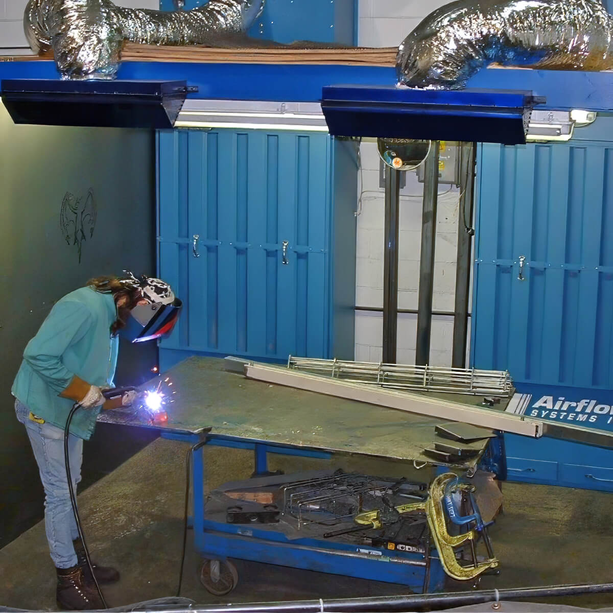 welding with airflow system